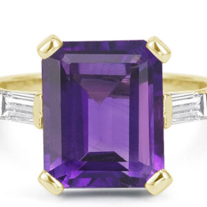 5 Carat Emerald-Cut Amethyst and Baguette Diamond Ring, 14K Yellow Gold