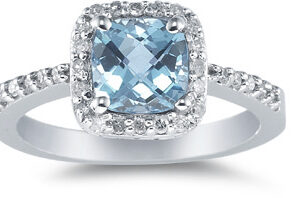 Cushion-Cut Aquamarine and Diamond Ring in 14K White Gold